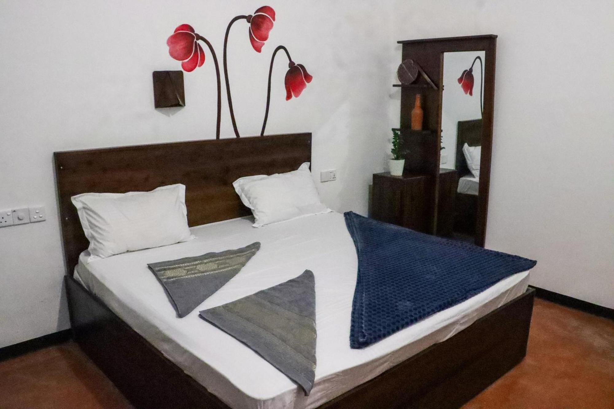 Surfers Park Arugambay Bed & Breakfast Arugam Bay Exterior photo