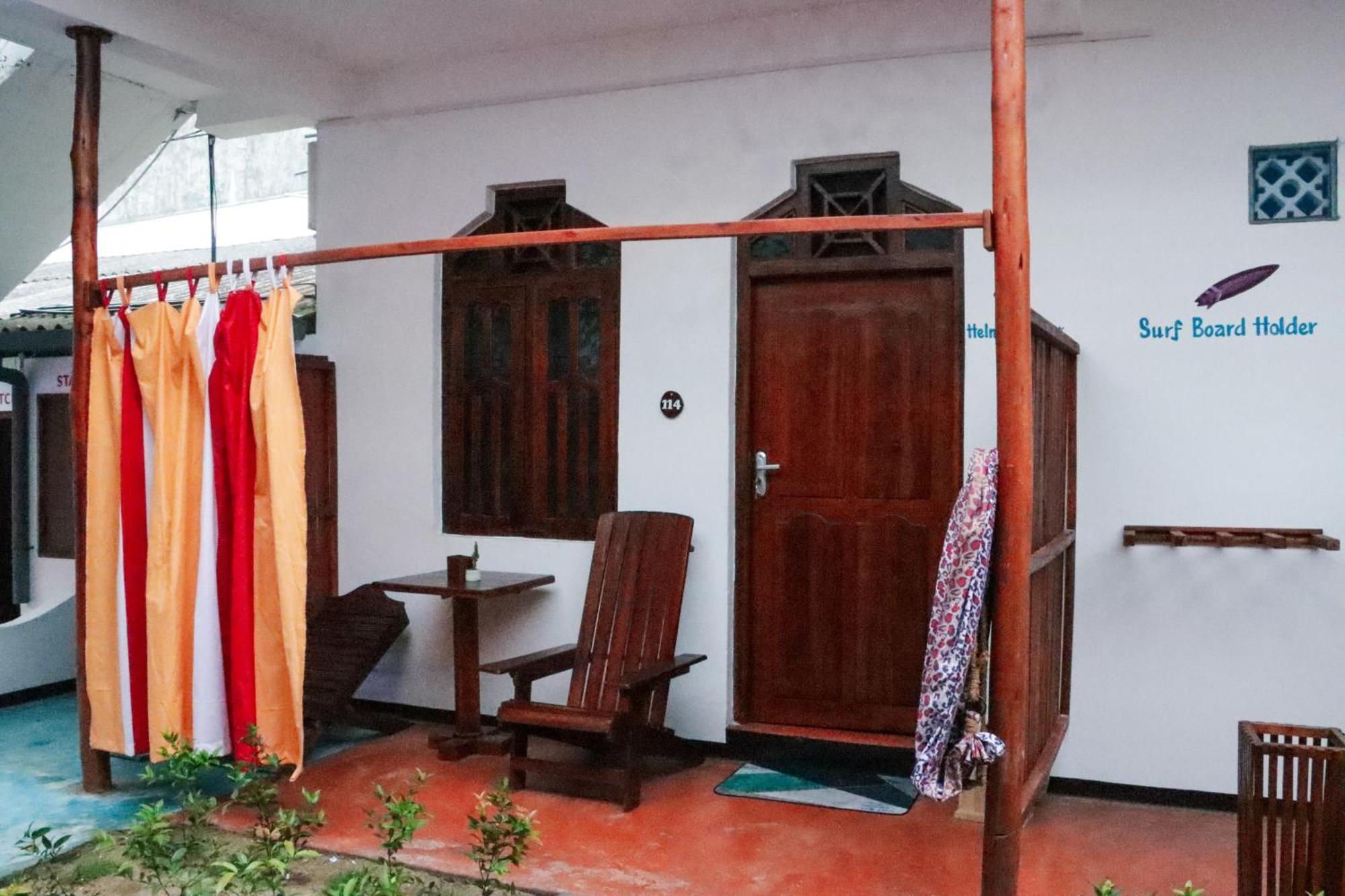 Surfers Park Arugambay Bed & Breakfast Arugam Bay Exterior photo